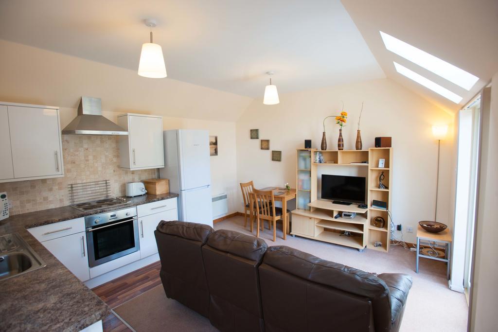 Glenernan Self Catering Cottages บัลลาเทอร์ ภายนอก รูปภาพ